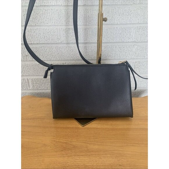 Mark & Hall Fold Over Black Faux Leather Crossbody Flap Bag Gold Rock Stud EUC - Picture 2 of 15